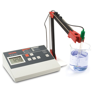 Digital pH Meter